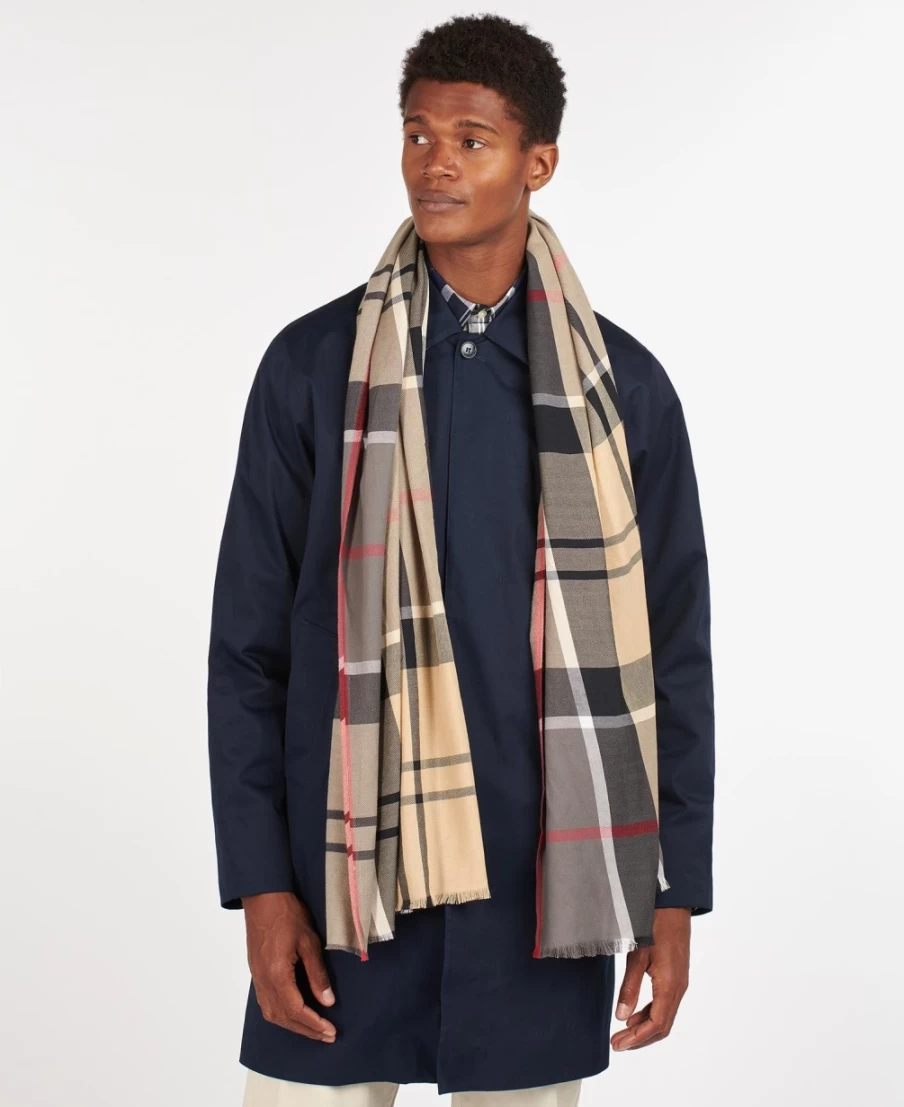 Barbour Mens Walshaw Scarf in Classic Tartan - Traditional Plaid Wool Winter Accessory