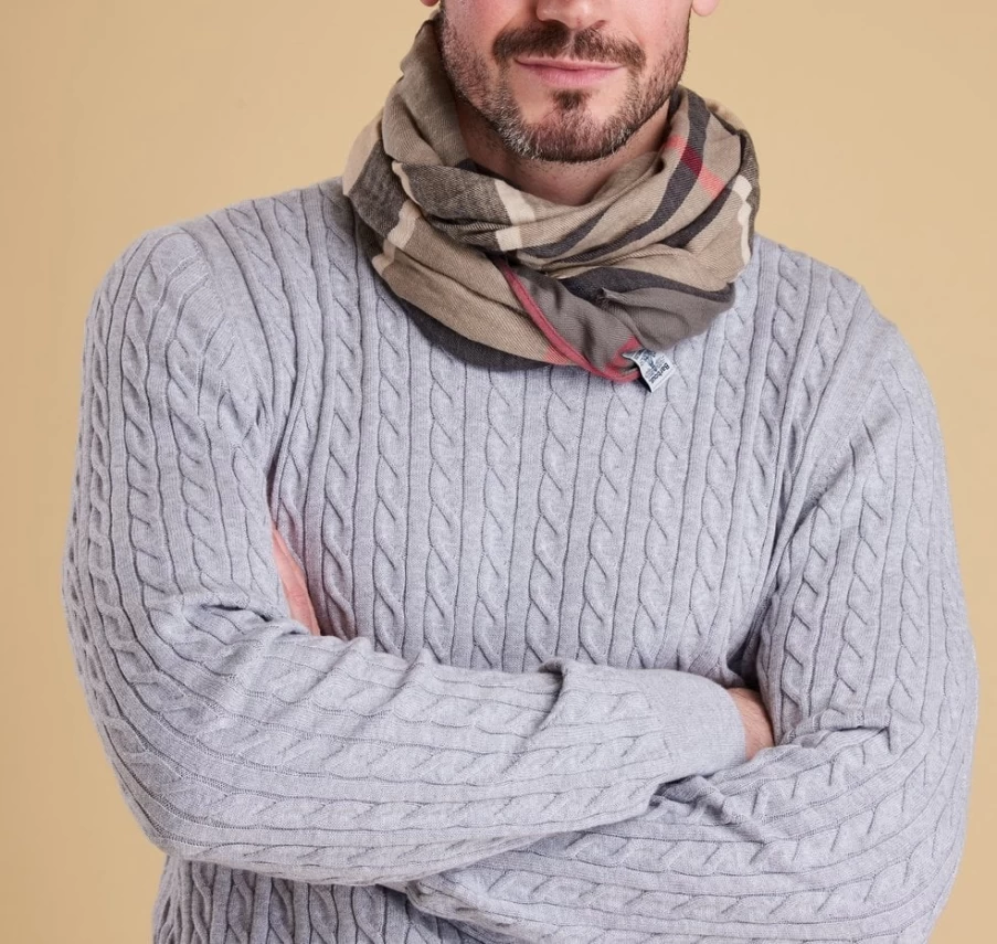 Barbour Mens Walshaw Scarf in Classic Tartan - Traditional Plaid Wool Winter Accessory