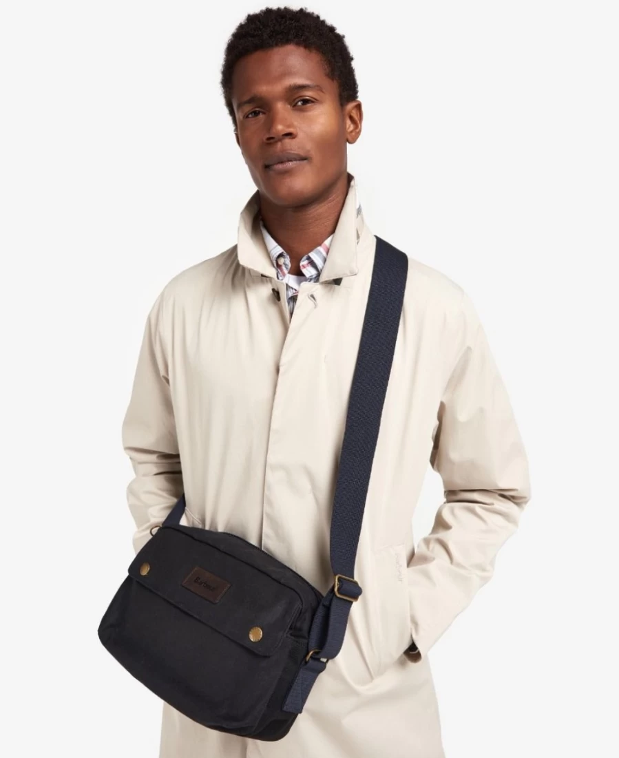 Barbour Men's Classic Navy Essential Waxed Cotton Crossbody Bag