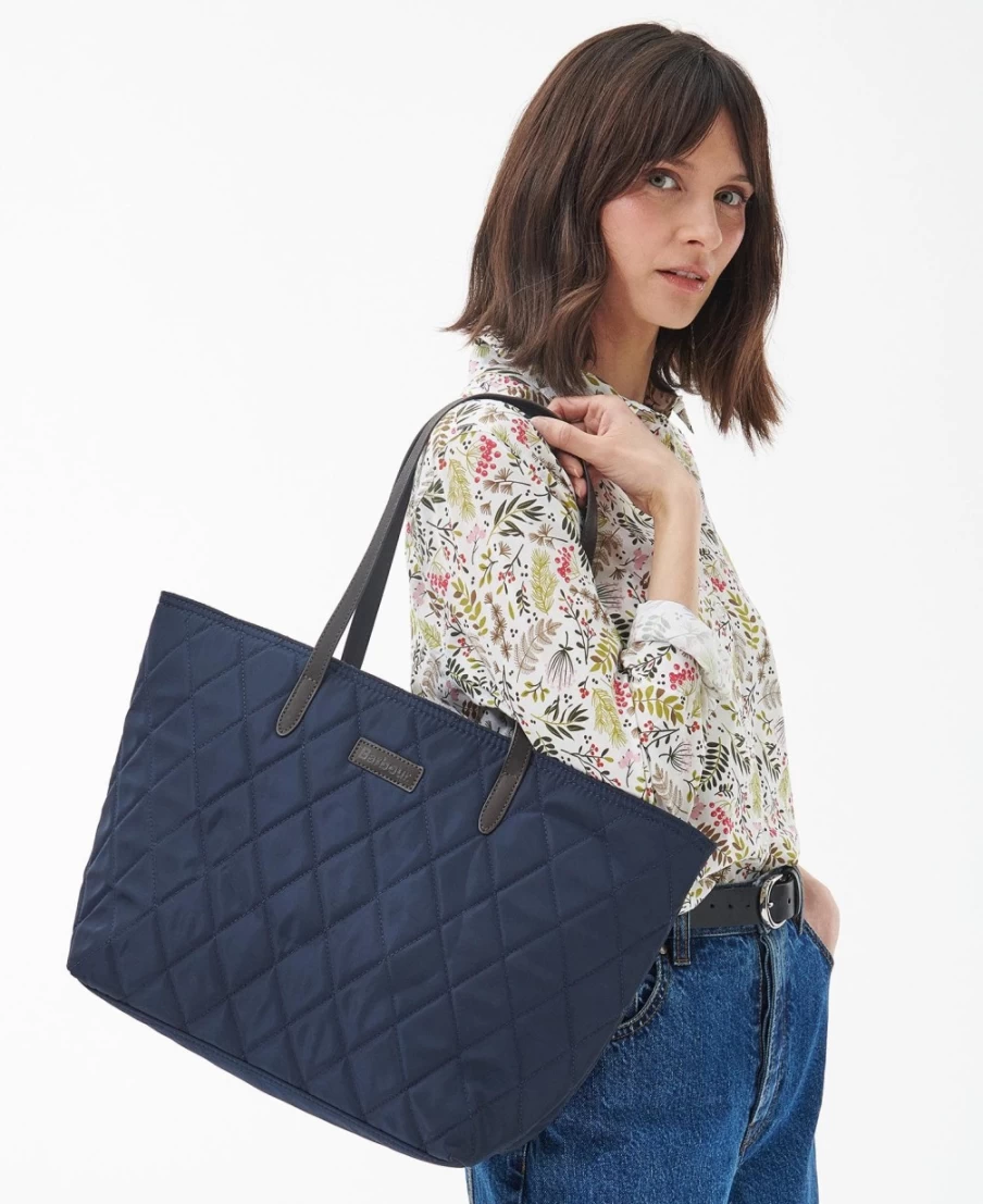 Barbour Mens Witford Quilted Tote Bag in Classic Tartan - Waterproof & Stylish Carryall