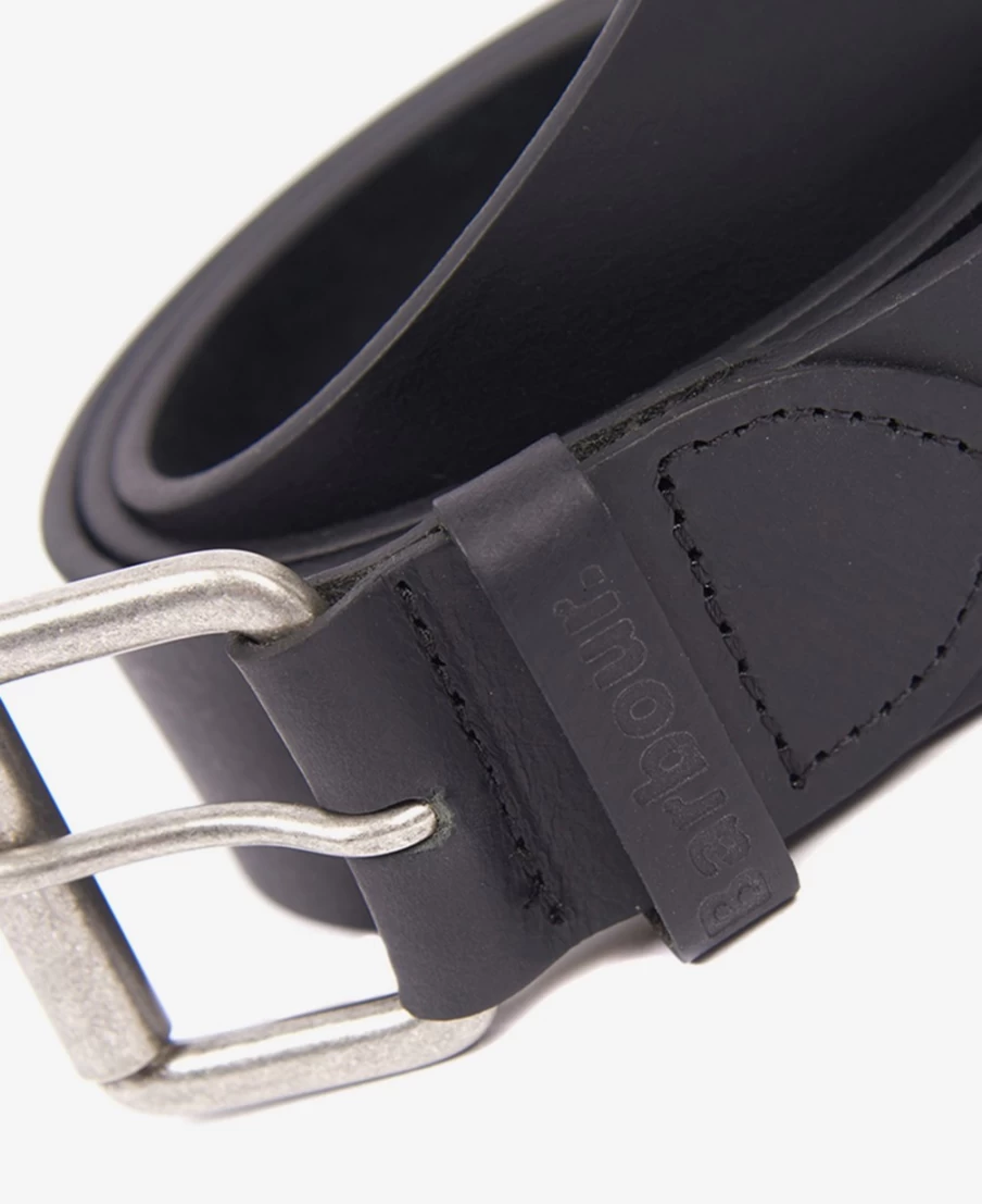 Barbour Men's Matt Leather Belt in Black Pebble - Classic Stylish Accessory