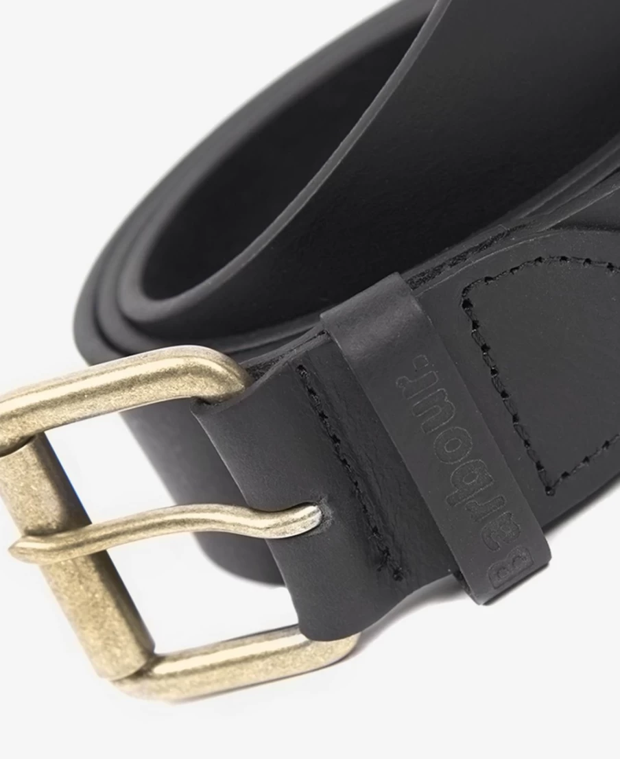Barbour Men's Matt Leather Belt in Black Pebble - Classic Stylish Accessory