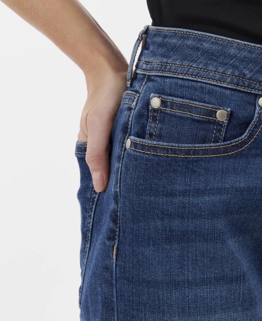 Barbour Women's Maddison Denim Shorts in Ecru