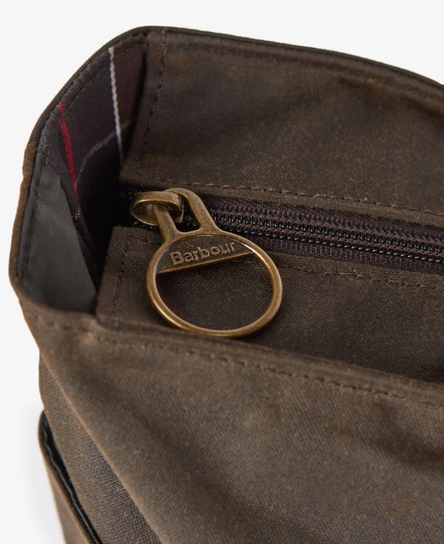 Barbour Men's Olive Essential Waxed Cotton Tote Bag